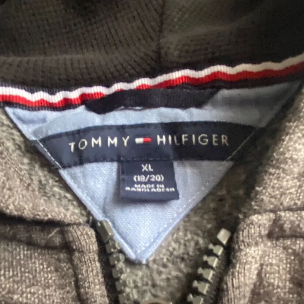 Tommy Hilfiger Hoodie Youth XL 18-20 Gray Full Zip Hooded Sweatshirt Spellout